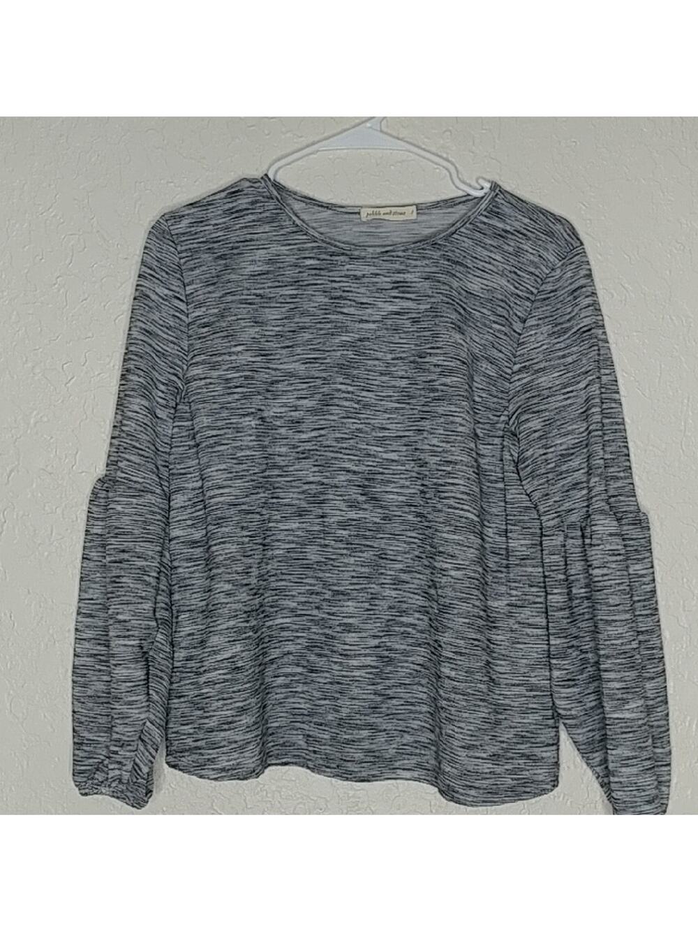 Pebble And Stone Top With Puffed Sleeves Size‎ S